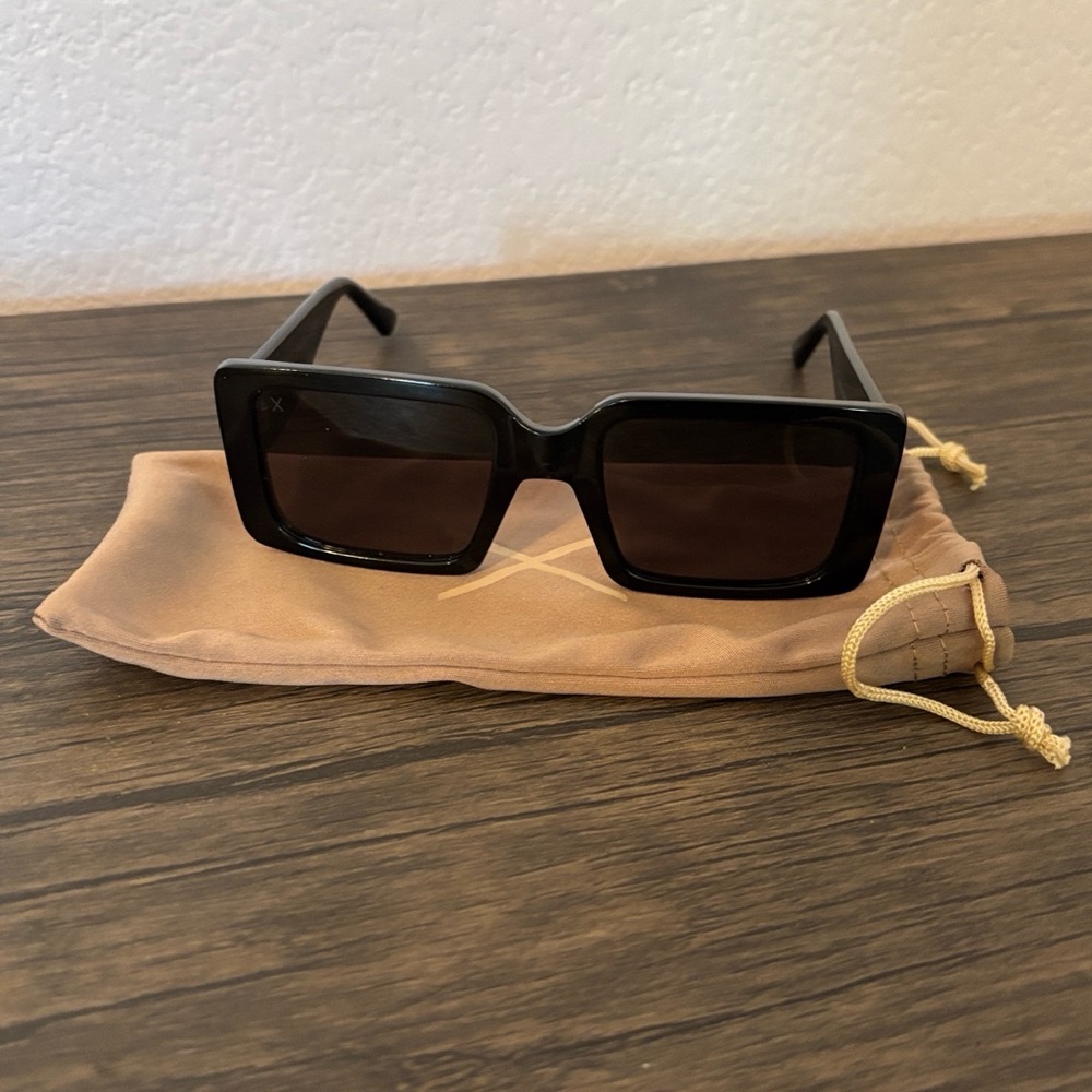 Black Oversized Square Sunglasses - Unbranded